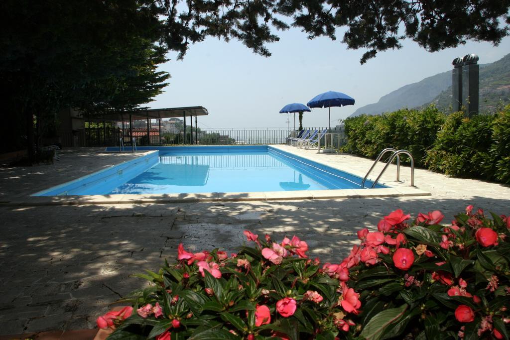 Residence Le Villette Равелло Экстерьер фото